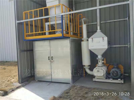 除塵羅茨鼓風(fēng)機.jpg