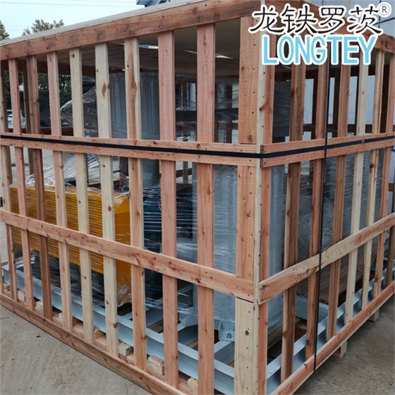 羅茨風機發(fā)貨包裝.jpg