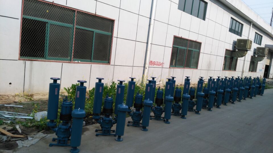 龍鐵沉水風(fēng)機(jī)