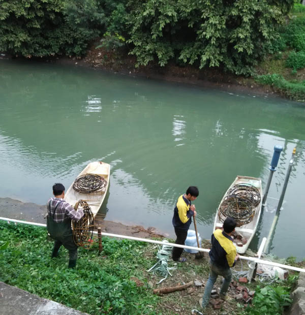 廣東佛山某河道沉水風(fēng)機(jī)安裝現(xiàn)場(chǎng).jpg